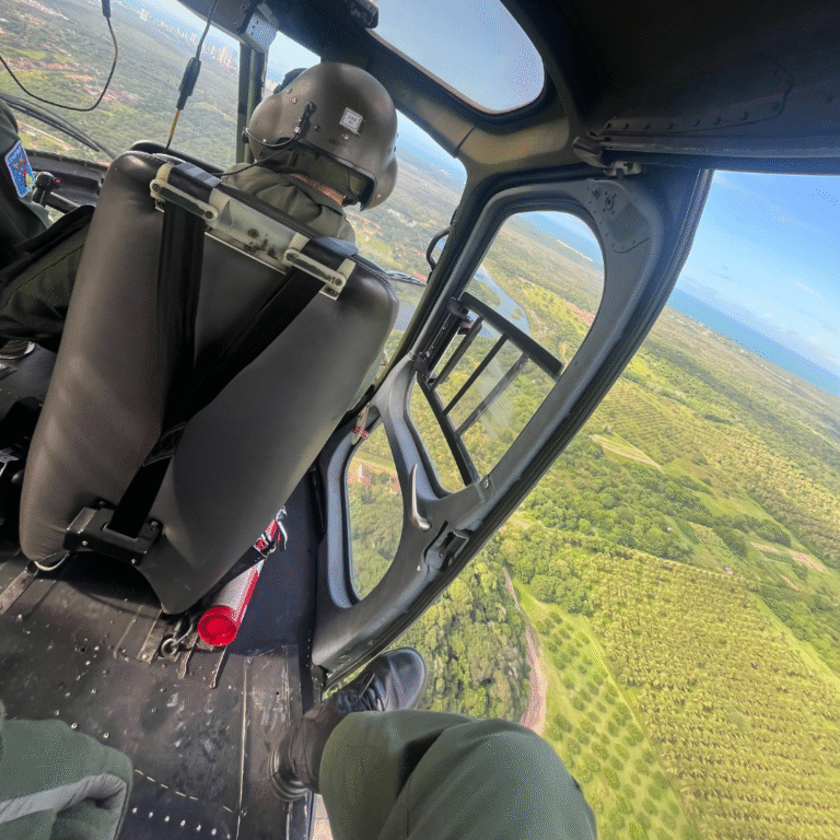Passeio de helicóptero com o noivo